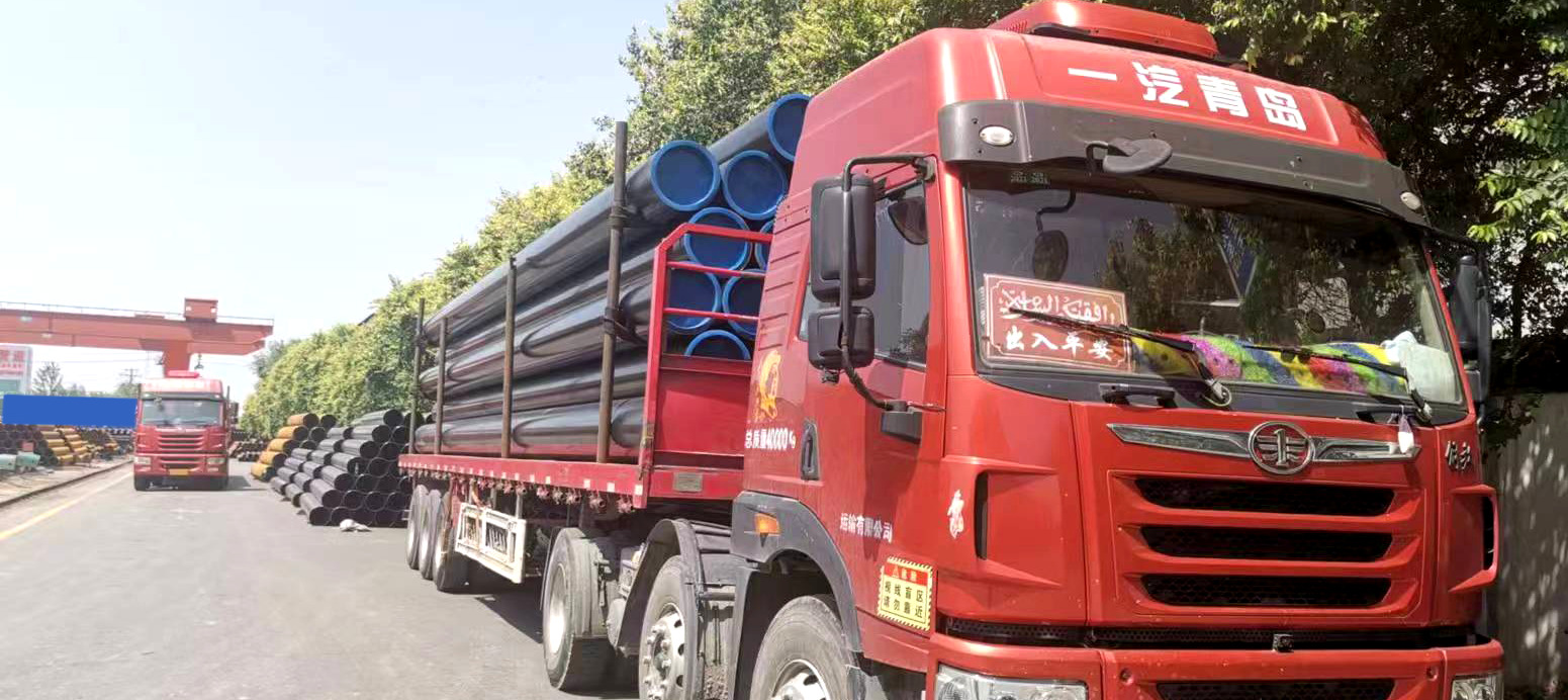 When shipping steel pipes, there are several important considerations to keep in mind: