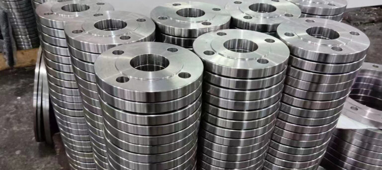 What materials are available for plate flat welding flanges?